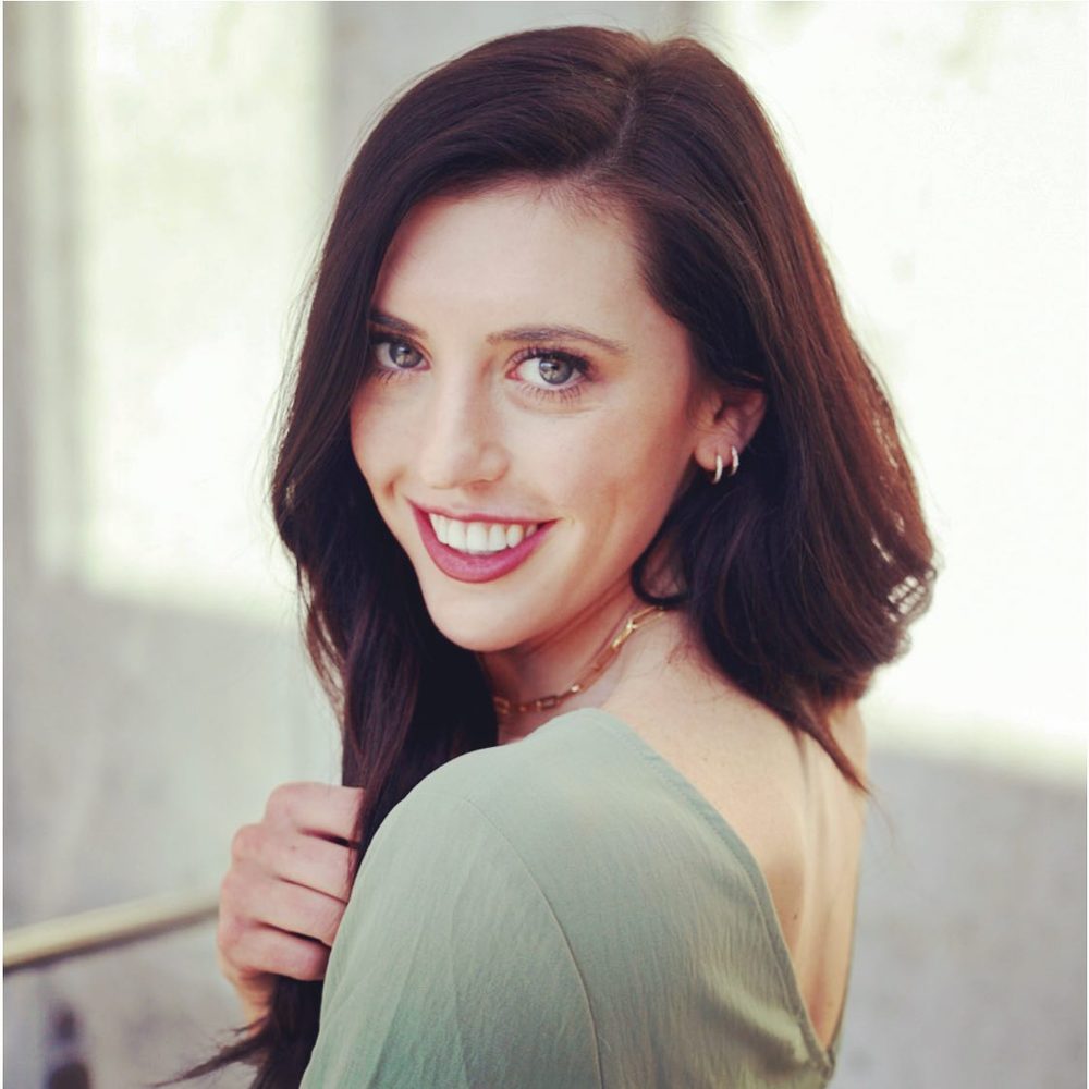 Meet your Posher, Christin